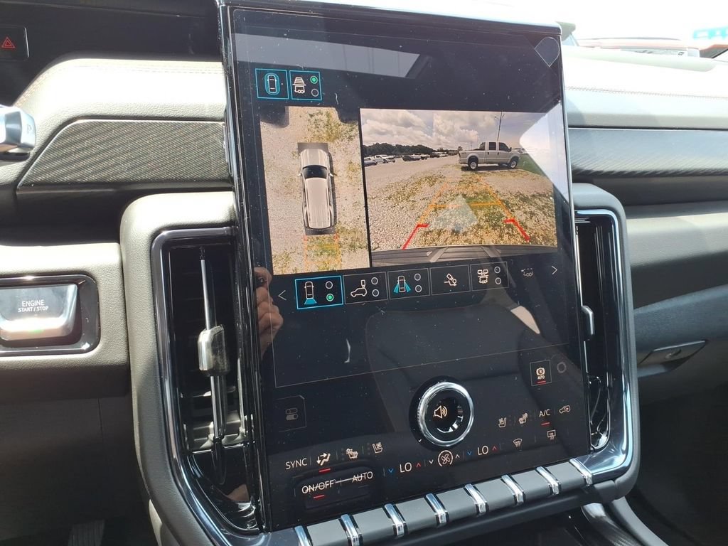 New 2026 GMC Yukon AT4 w/ AT4 Premium Plus Package AWD/4WD image 22