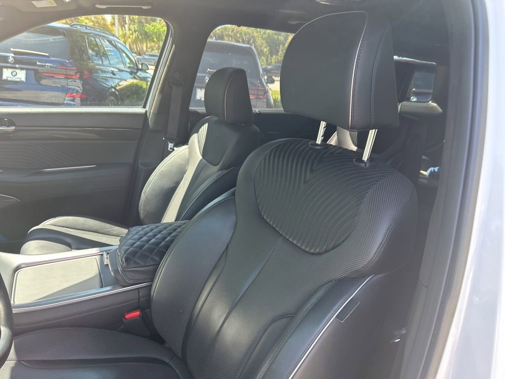 Used 2023 Hyundai Palisade Calligraphy image 44