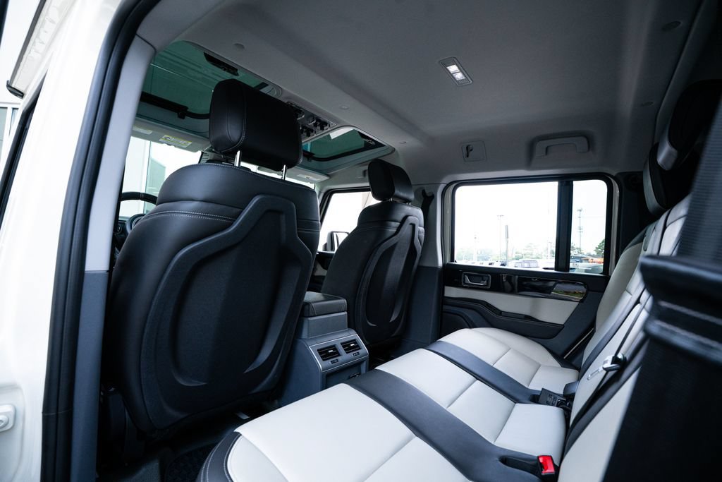 Used 2025 INEOS Grenadier AWD/4WD image 48
