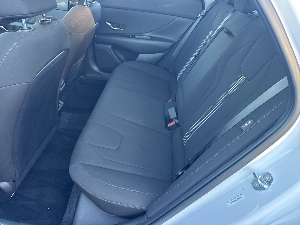 New 2025 Hyundai Elantra SEL w/ Cargo Package FWD image 21