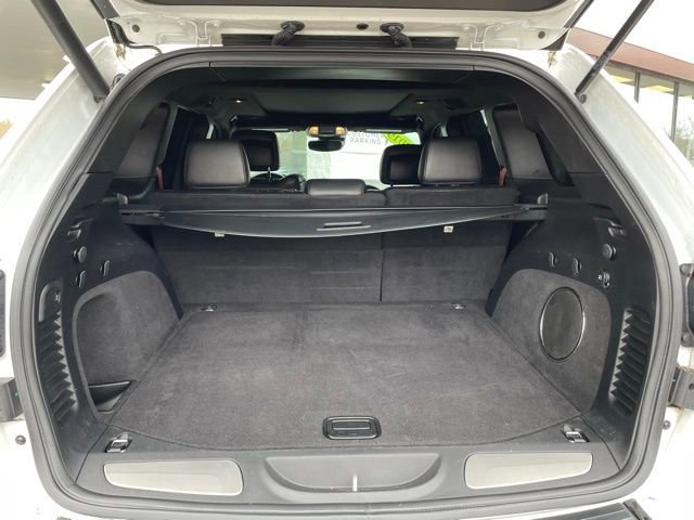 Used 2019 Jeep Grand Cherokee SRT image 31