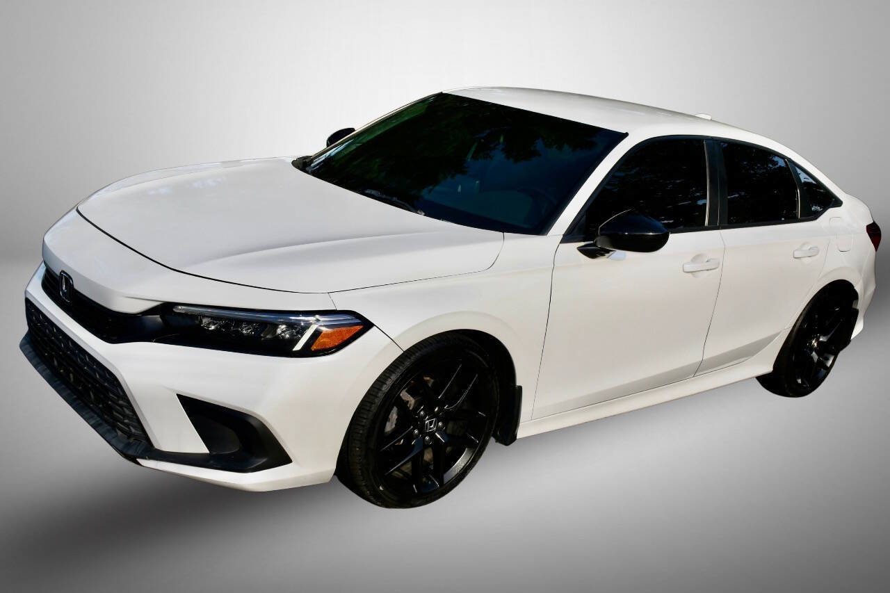 Used 2024 Honda Civic Sport image 2