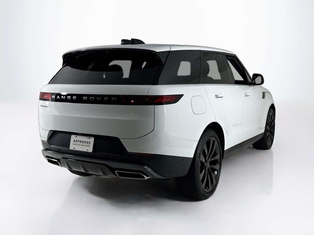 Used 2026 Land Rover Range Rover Sport SE AWD/4WD image 6