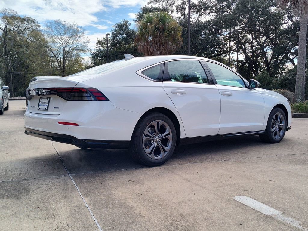 New 2025 Honda Accord EX-L image 4