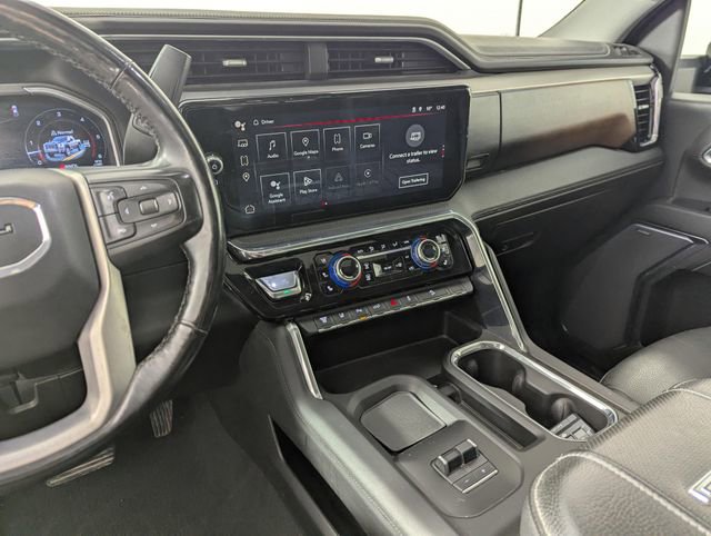 Used 2024 GMC Sierra 3500 Denali w/ Denali Reserve Package AWD/4WD image 13