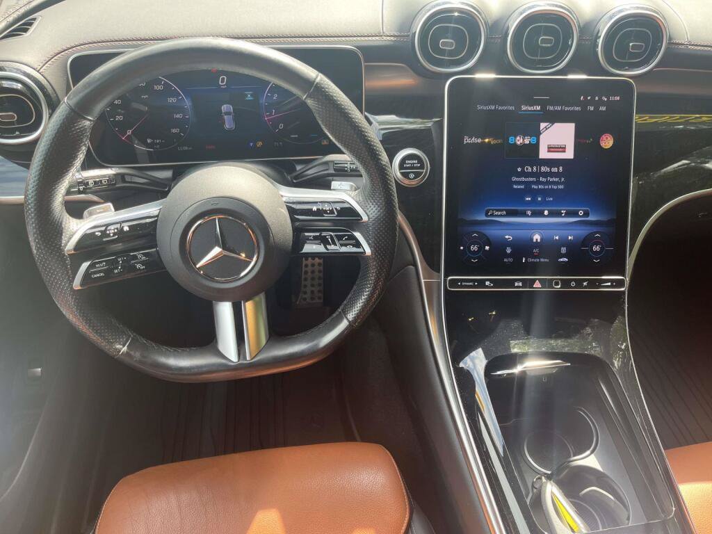 Certified 2025 Mercedes-Benz GLC 300 4MATIC image 2