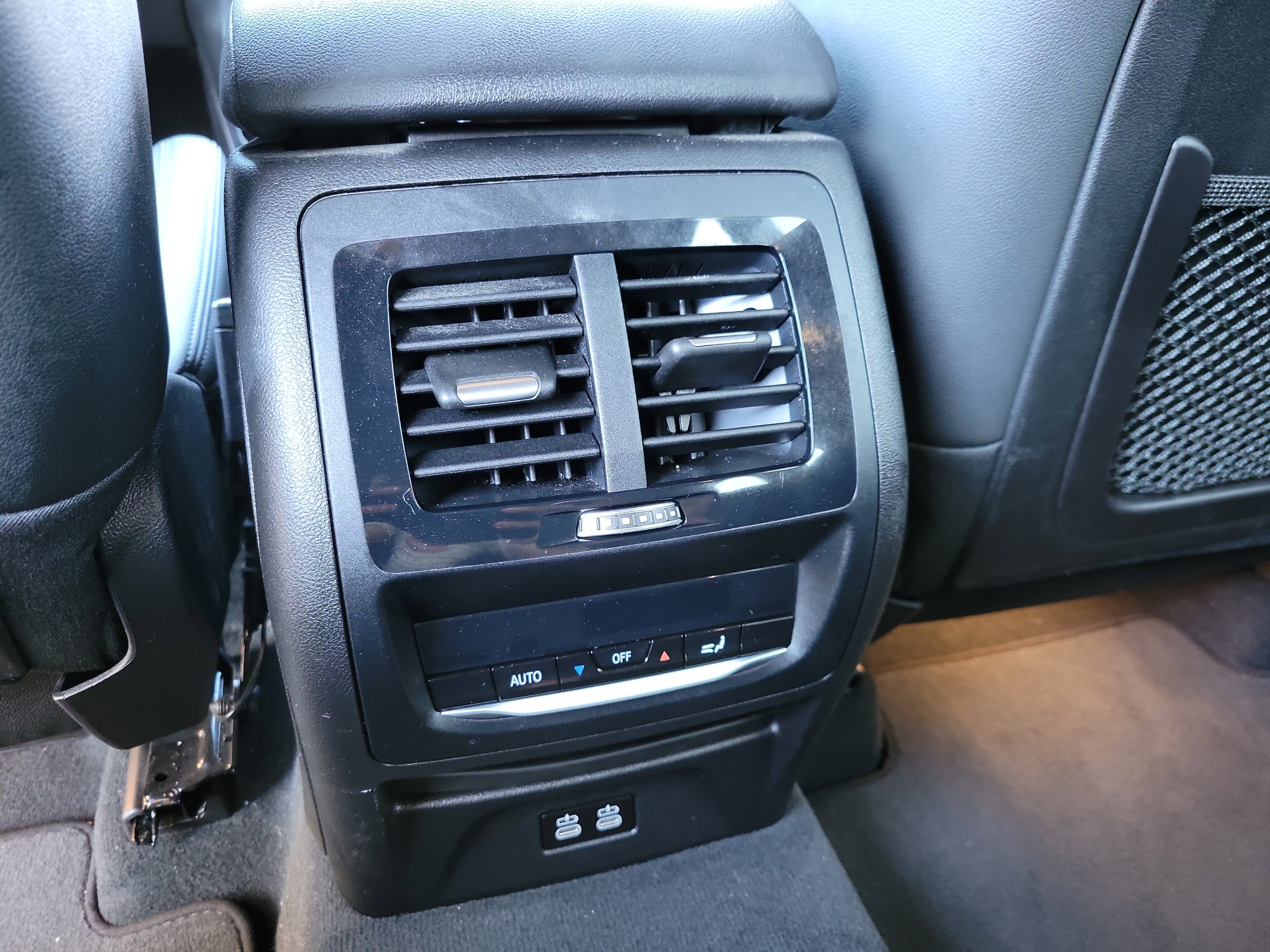 Used 2020 BMW X3 xDrive30i w/ Convenience Package image 17