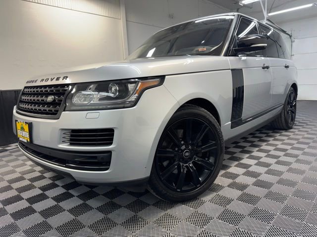 Used 2017 Land Rover Range Rover HSE image 3