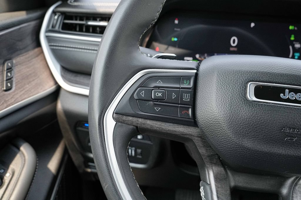 Used 2024 Jeep Grand Cherokee Limited 4xe AWD/4WD image 35