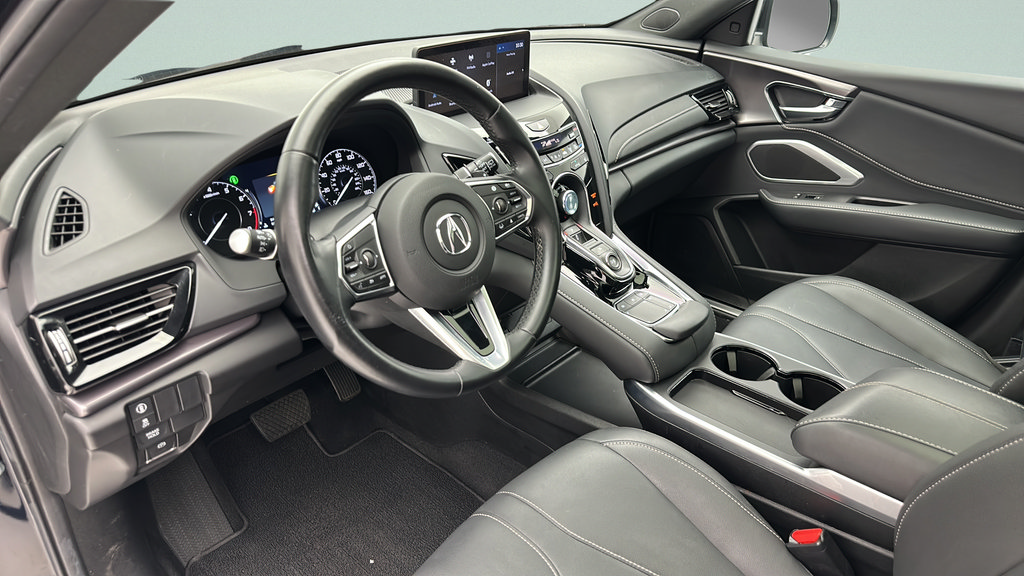 Used 2025 Acura RDX SH-AWD image 13