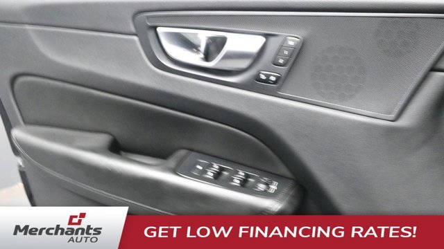 Used 2023 Volvo XC60 B5 Core AWD/4WD image 21