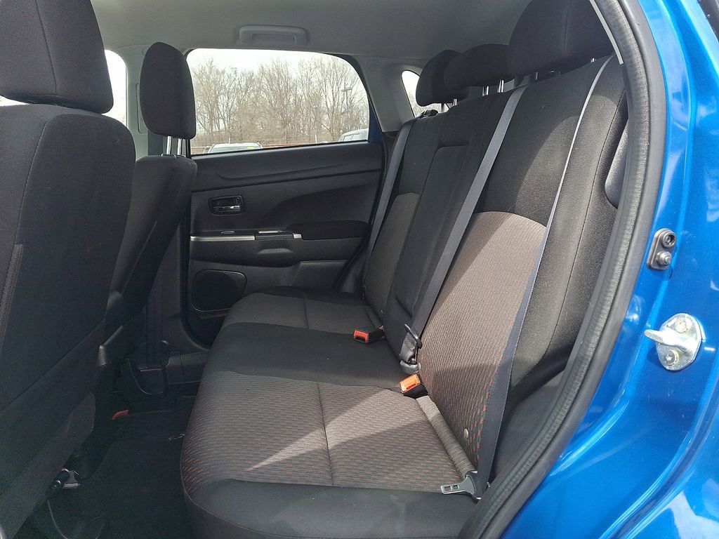 Used 2019 Mitsubishi Outlander Sport ES image 12