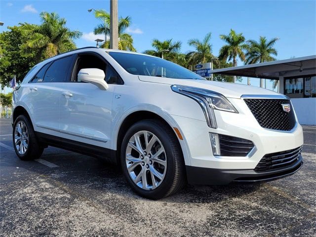 Used 2020 Cadillac XT5 Sportv w/ LPO, Illumination Package AWD/4WD image 18