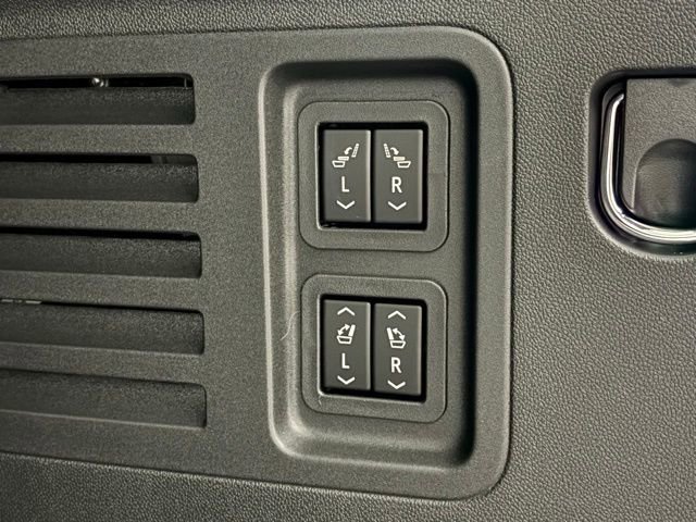 New 2026 Buick Enclave Preferred w/ Power Package image 12