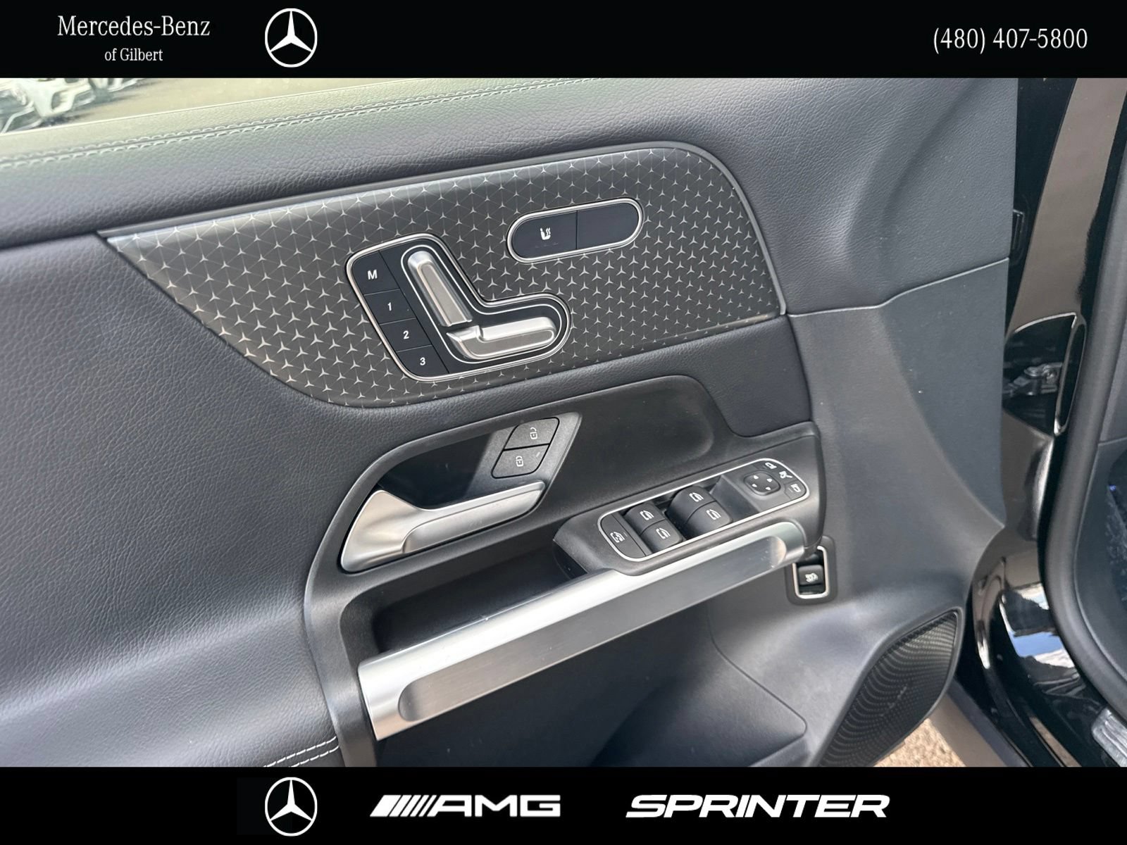 Used 2024 Mercedes-Benz GLB 250 image 13