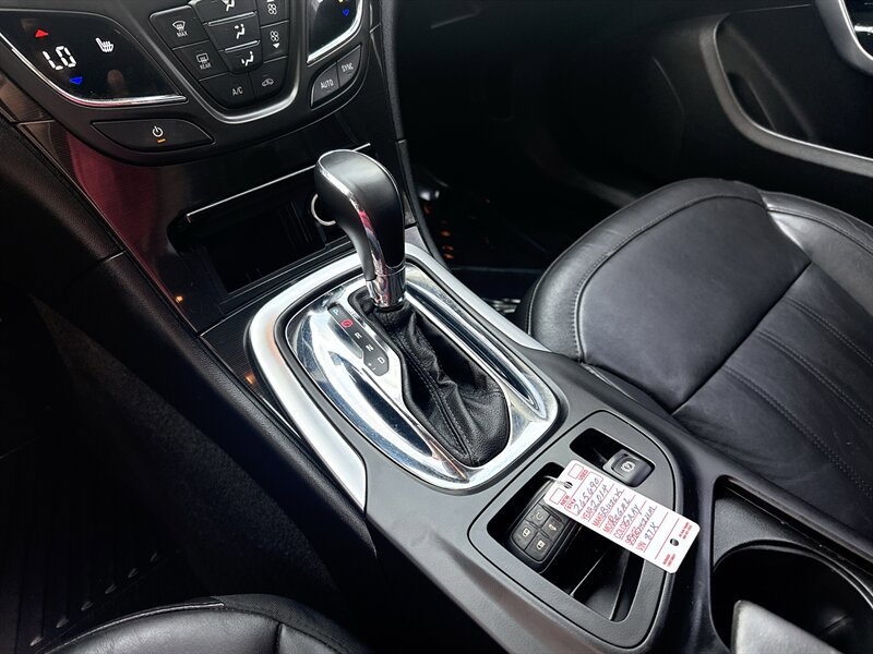Used 2014 Buick Regal Premium FWD image 32