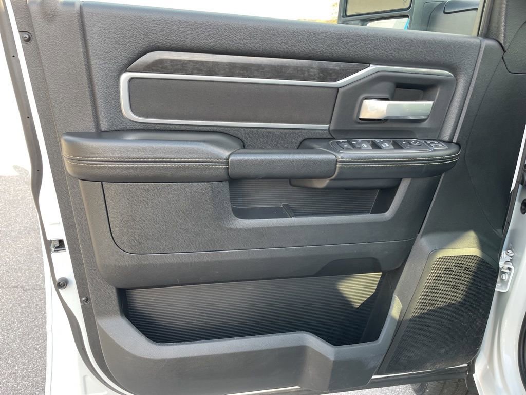 Used 2024 RAM 2500 Big Horn image 6