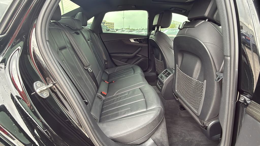 Used 2022 Audi A4 2.0T Premium Plus w/ Premium Plus Package image 28