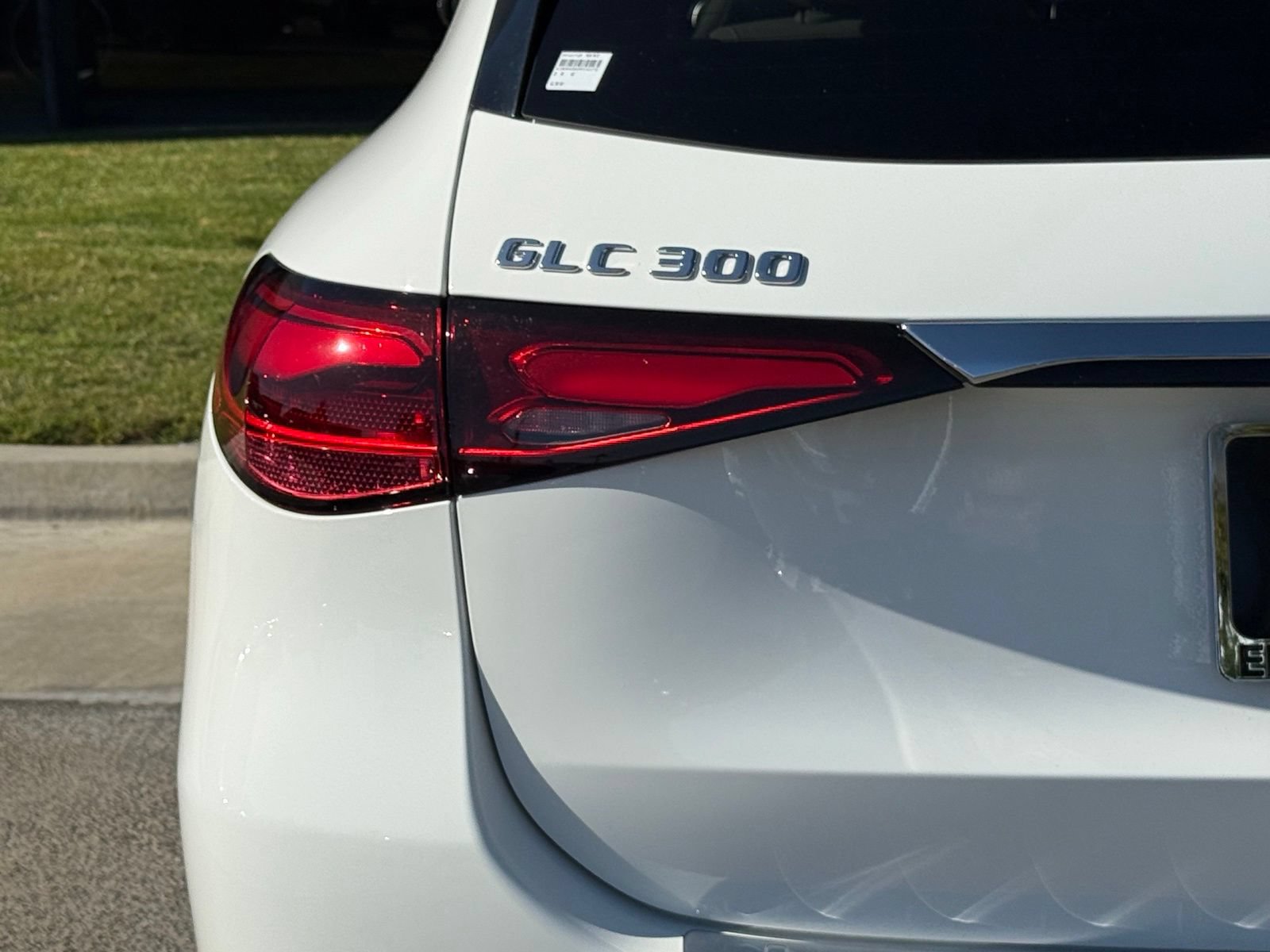 Used 2023 Mercedes-Benz GLC 300 image 11