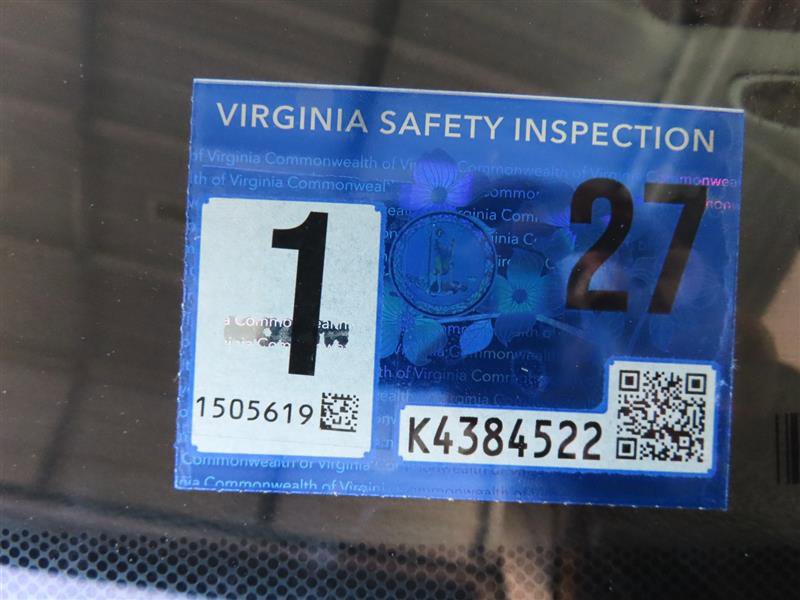 Used 2015 Acura TLX w/ Technology Package image 37