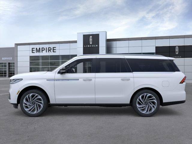 New 2026 Lincoln Navigator L Reserve AWD/4WD image 3