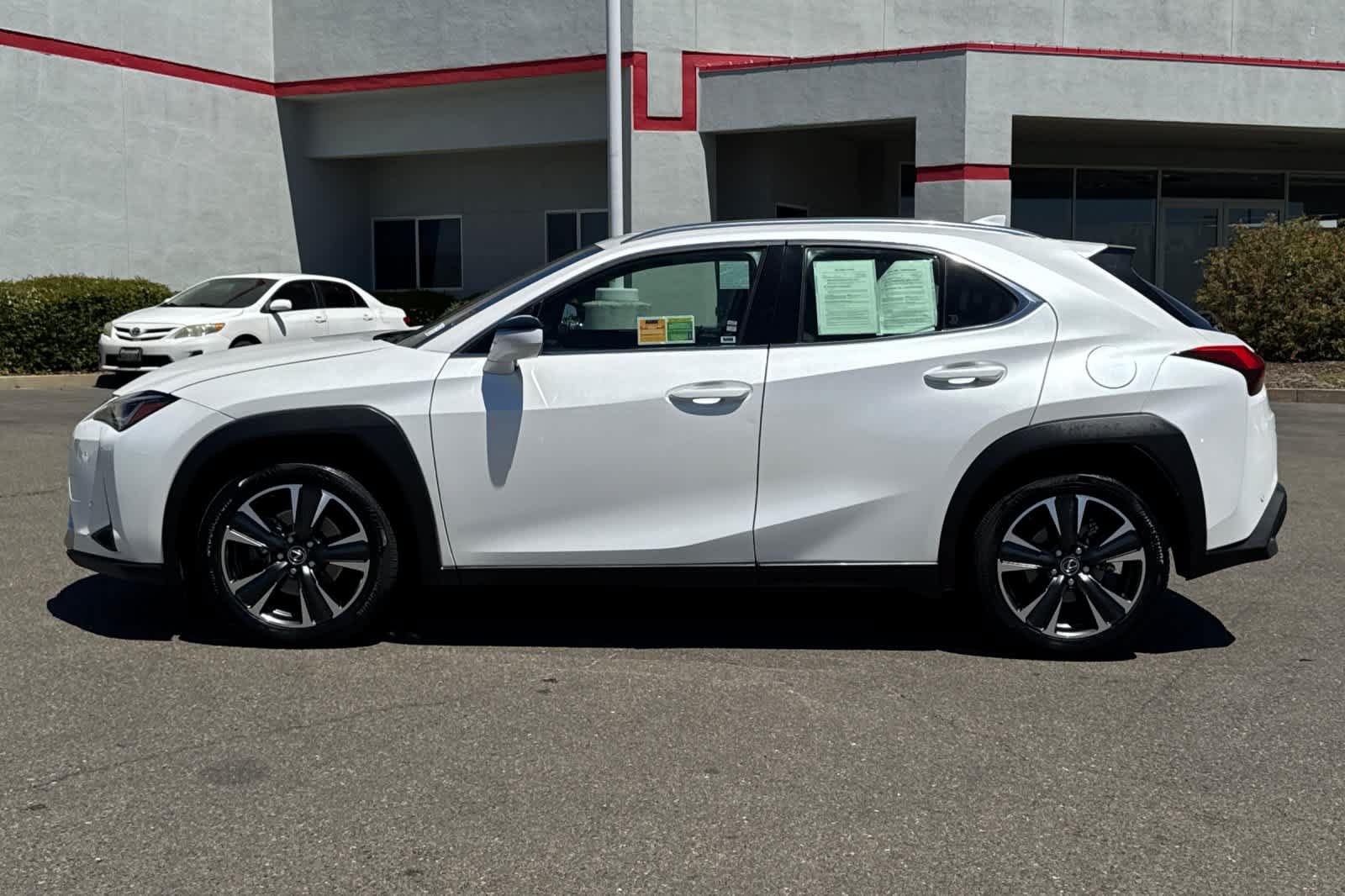 Used 2021 Lexus UX 200 w/ Accessory Package (Z1) FWD image 9