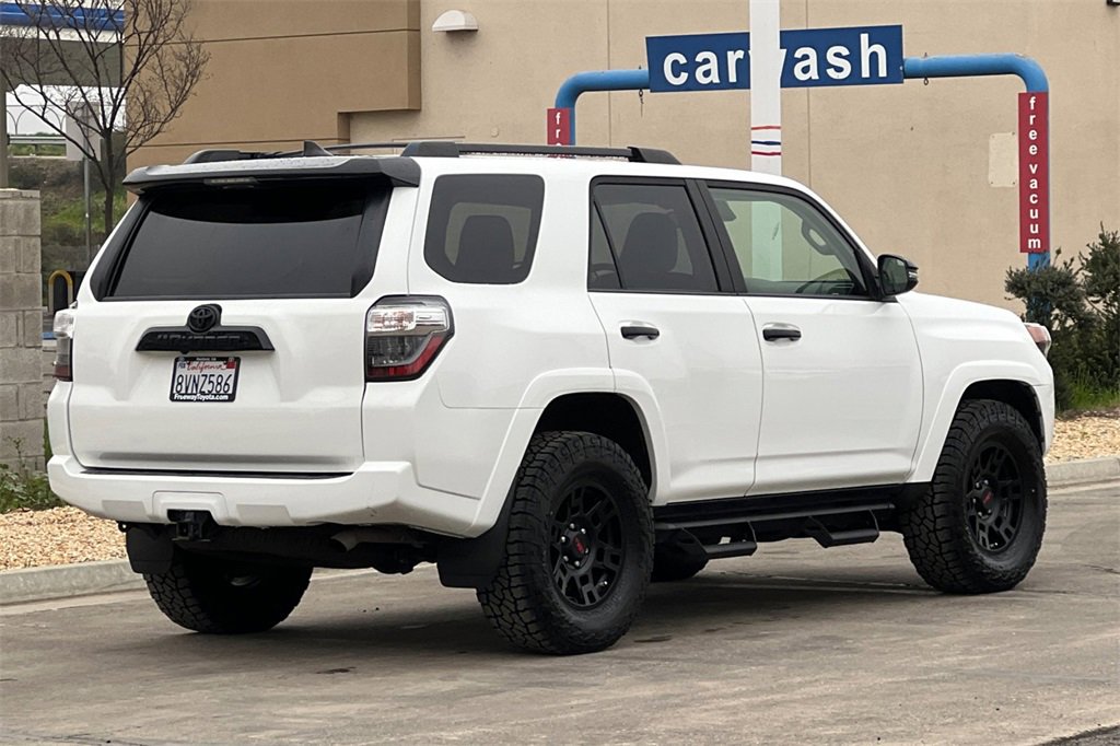 Used 2021 Toyota 4Runner Venture w/ Moonroof Package image 5