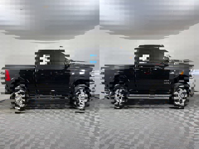 Used 2022 RAM 3500 Laramie image 8