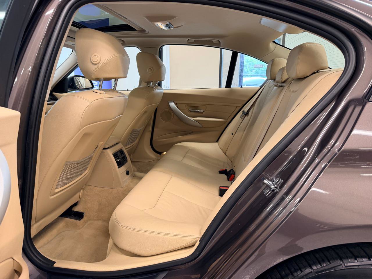 Used 2012 BMW 328i Sedan RWD image 21