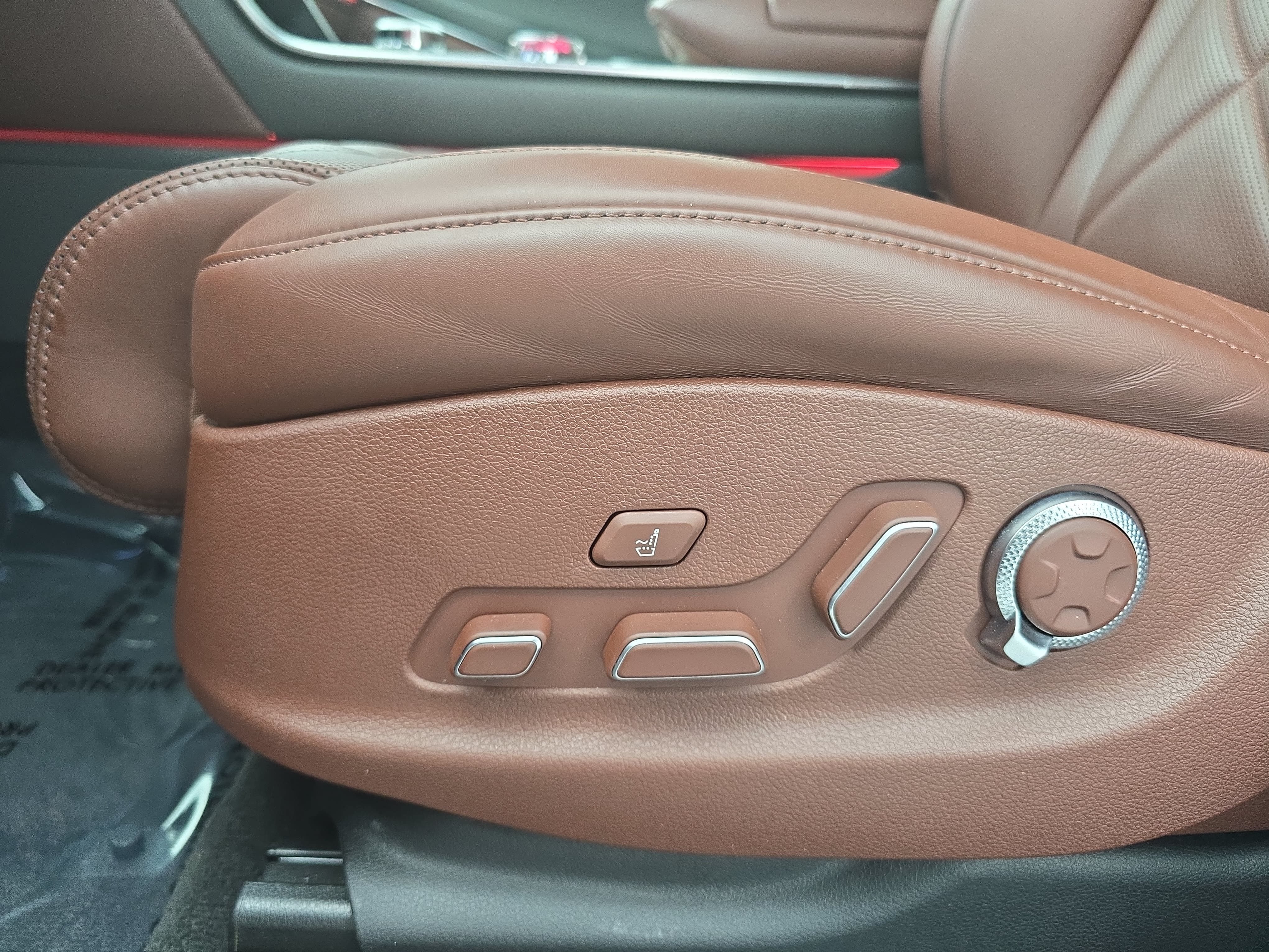 Used 2025 Genesis GV80 3.5T Prestige AWD/4WD image 29