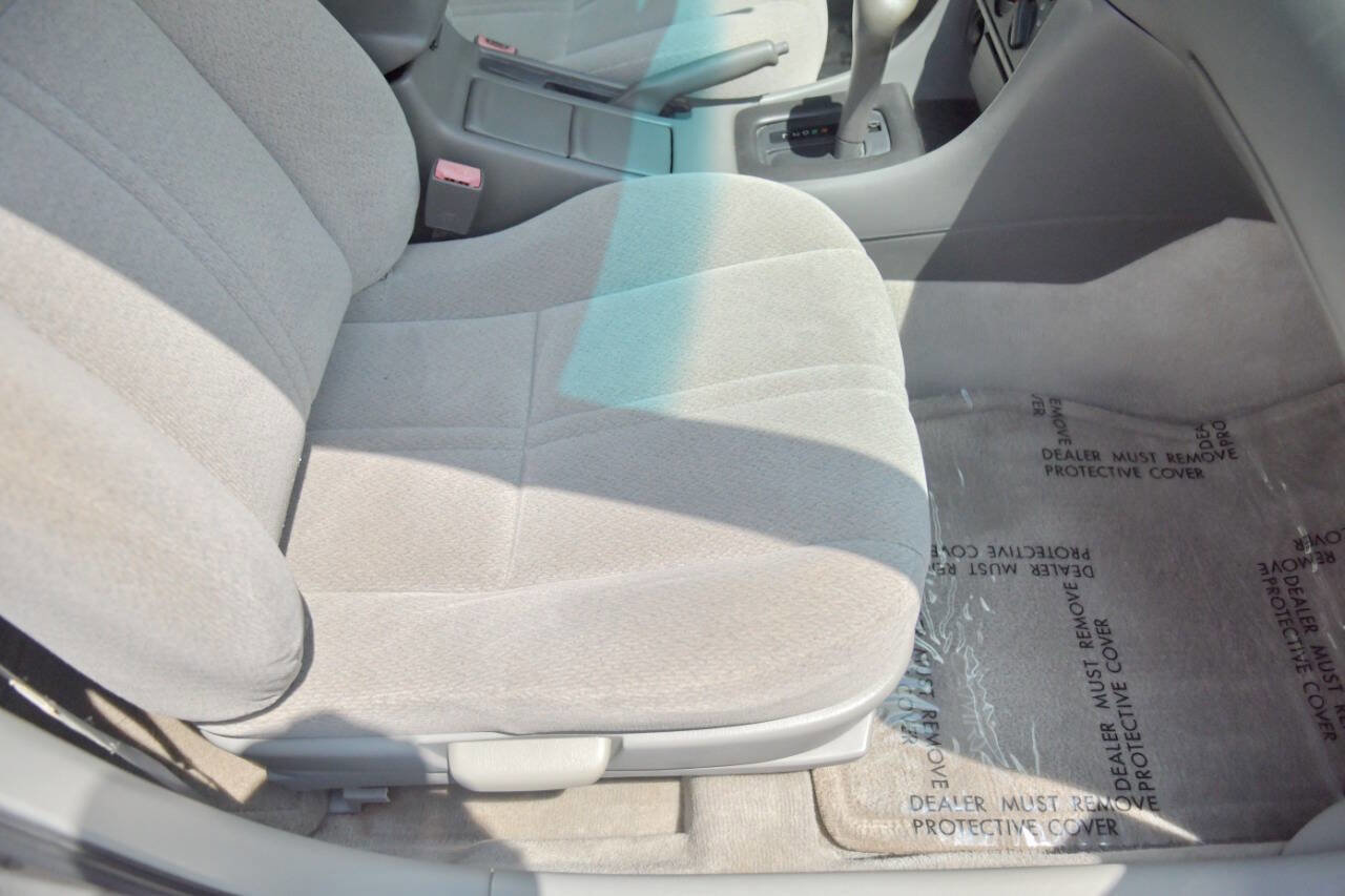 Used 2001 Toyota Camry XLE image 39