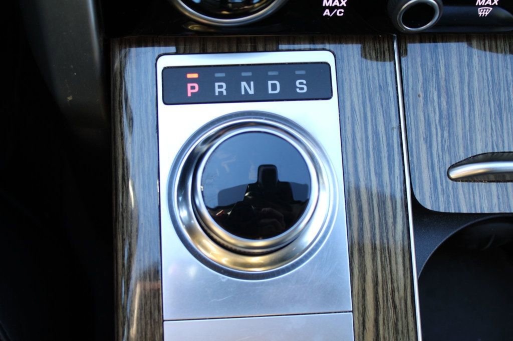 Used 2019 Land Rover Range Rover Supercharged image 22