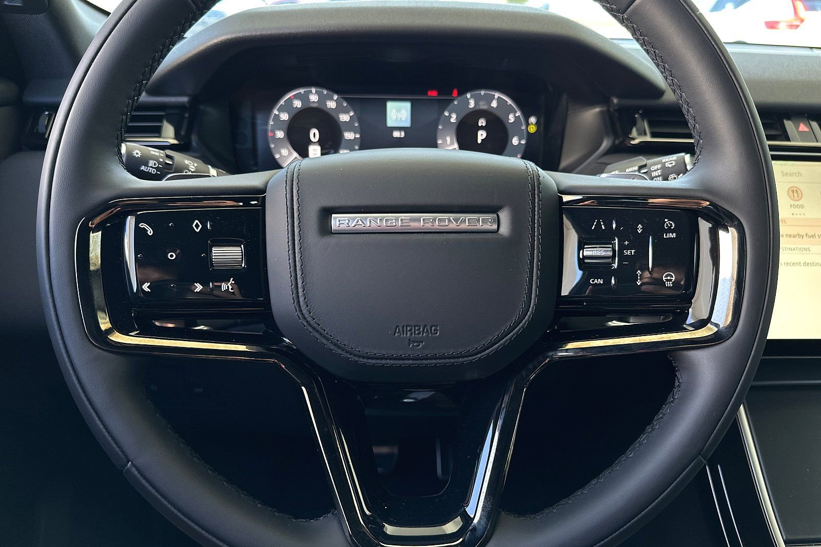 New 2024 Land Rover Range Rover Velar Dynamic SE AWD/4WD image 24