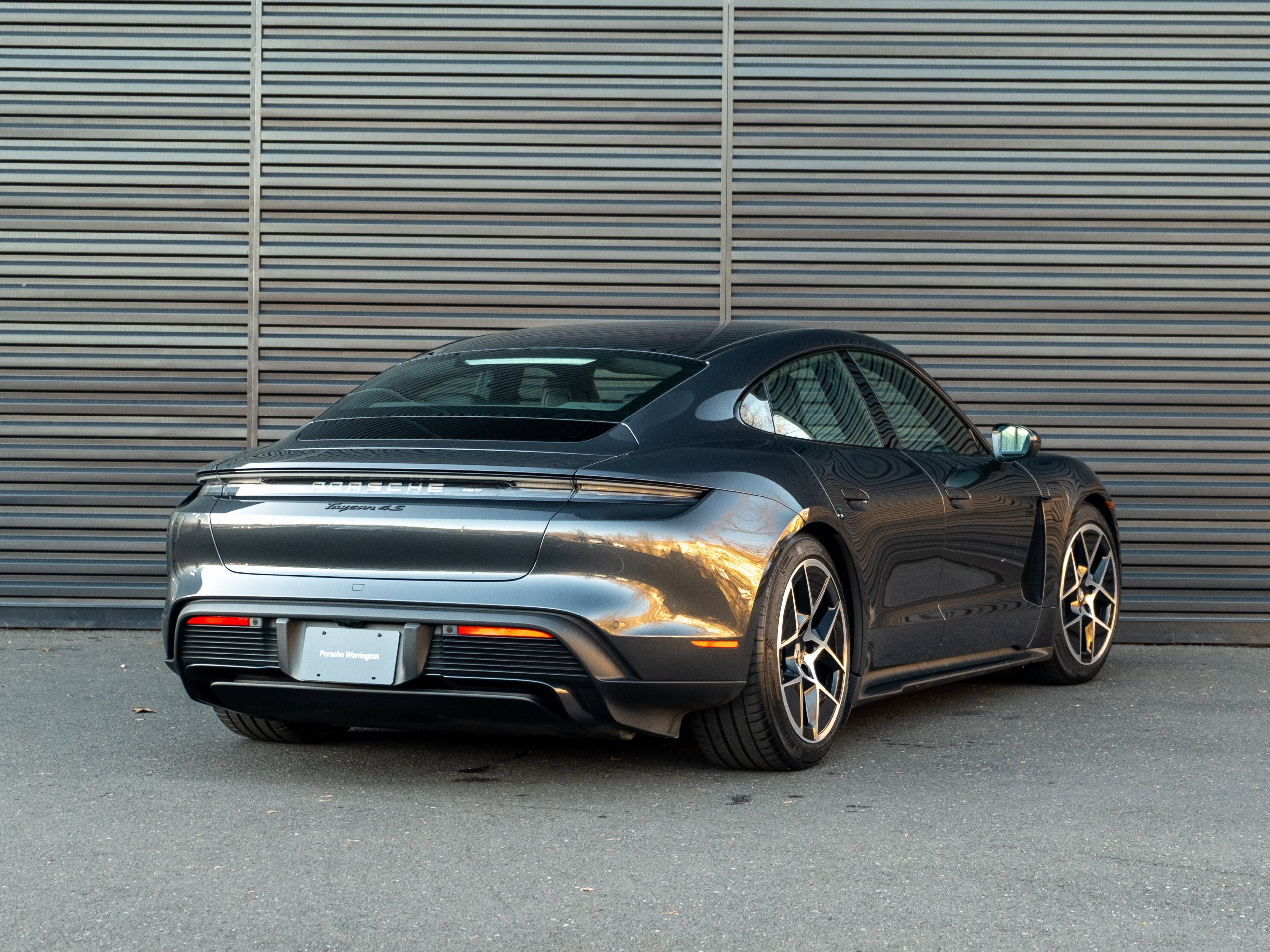 Used 2025 Porsche Taycan 4S image 8
