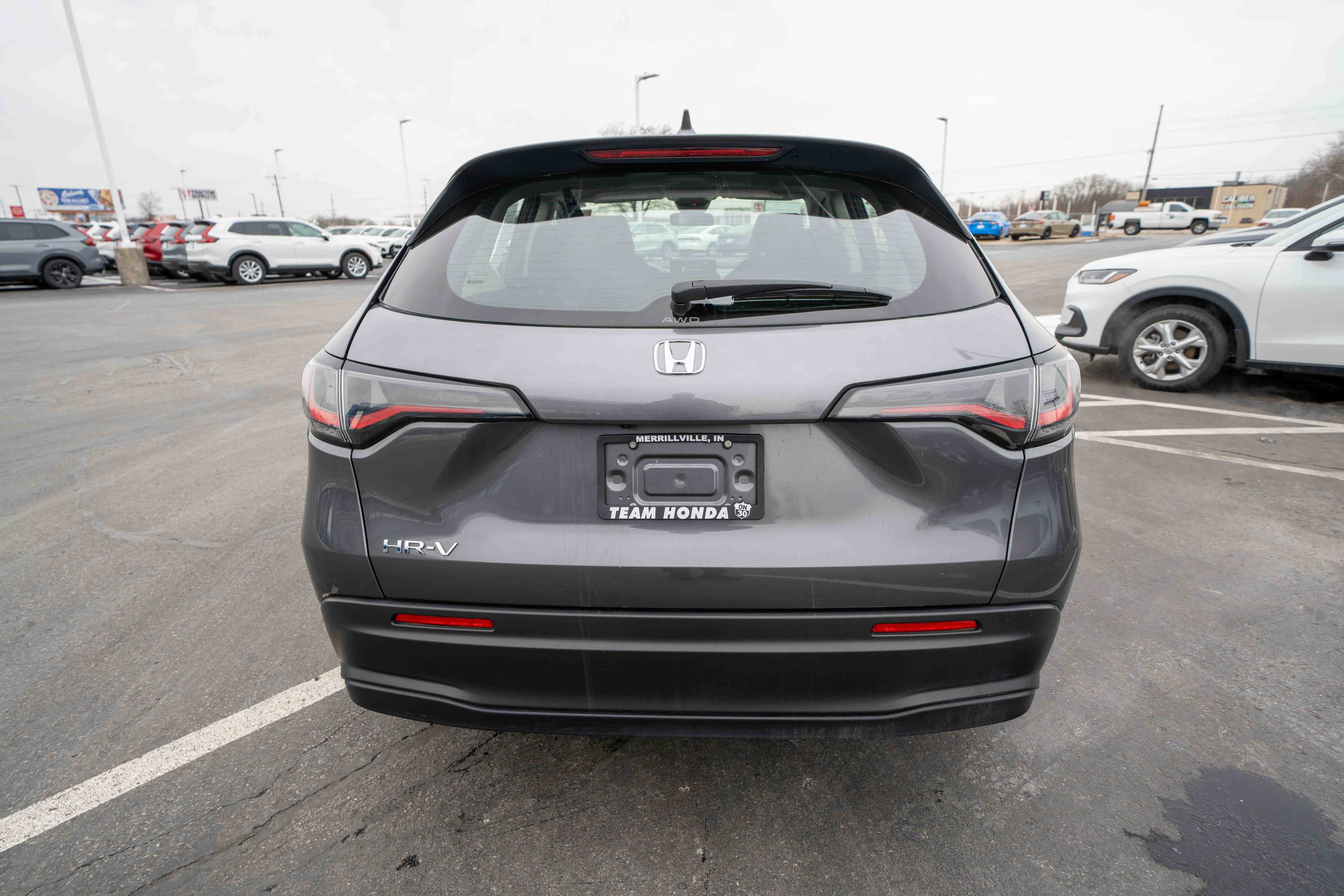 Used 2024 Honda HR-V LX image 5