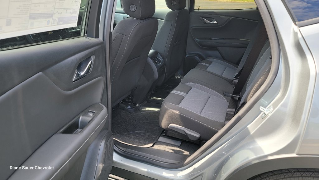 New 2026 Chevrolet Blazer LT w/ Convenience Package FWD image 25