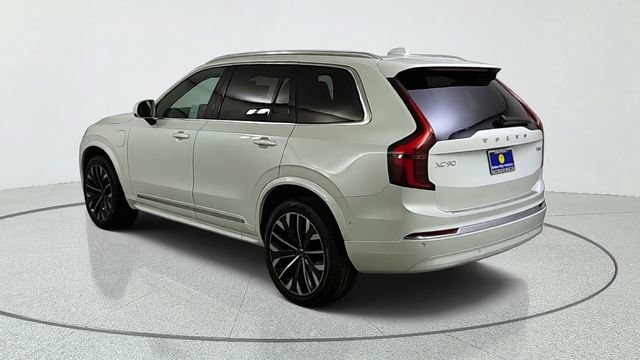 New 2026 Volvo XC90 T8 Plus w/ Protection Package AWD/4WD image 5