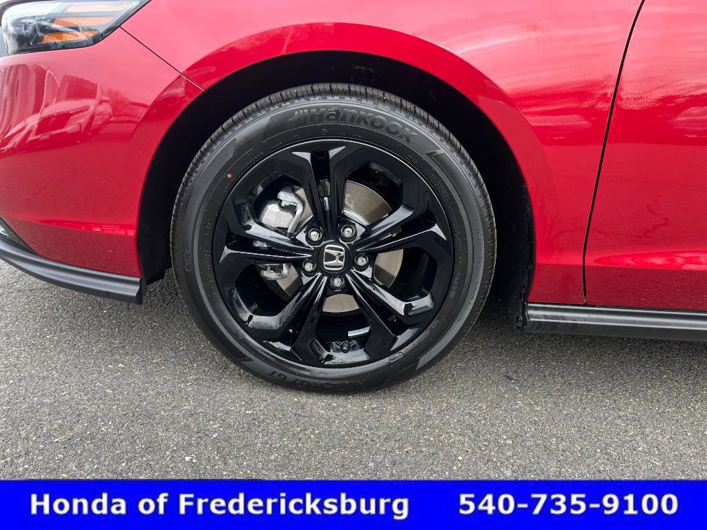 Certified 2025 Honda Accord SE image 12