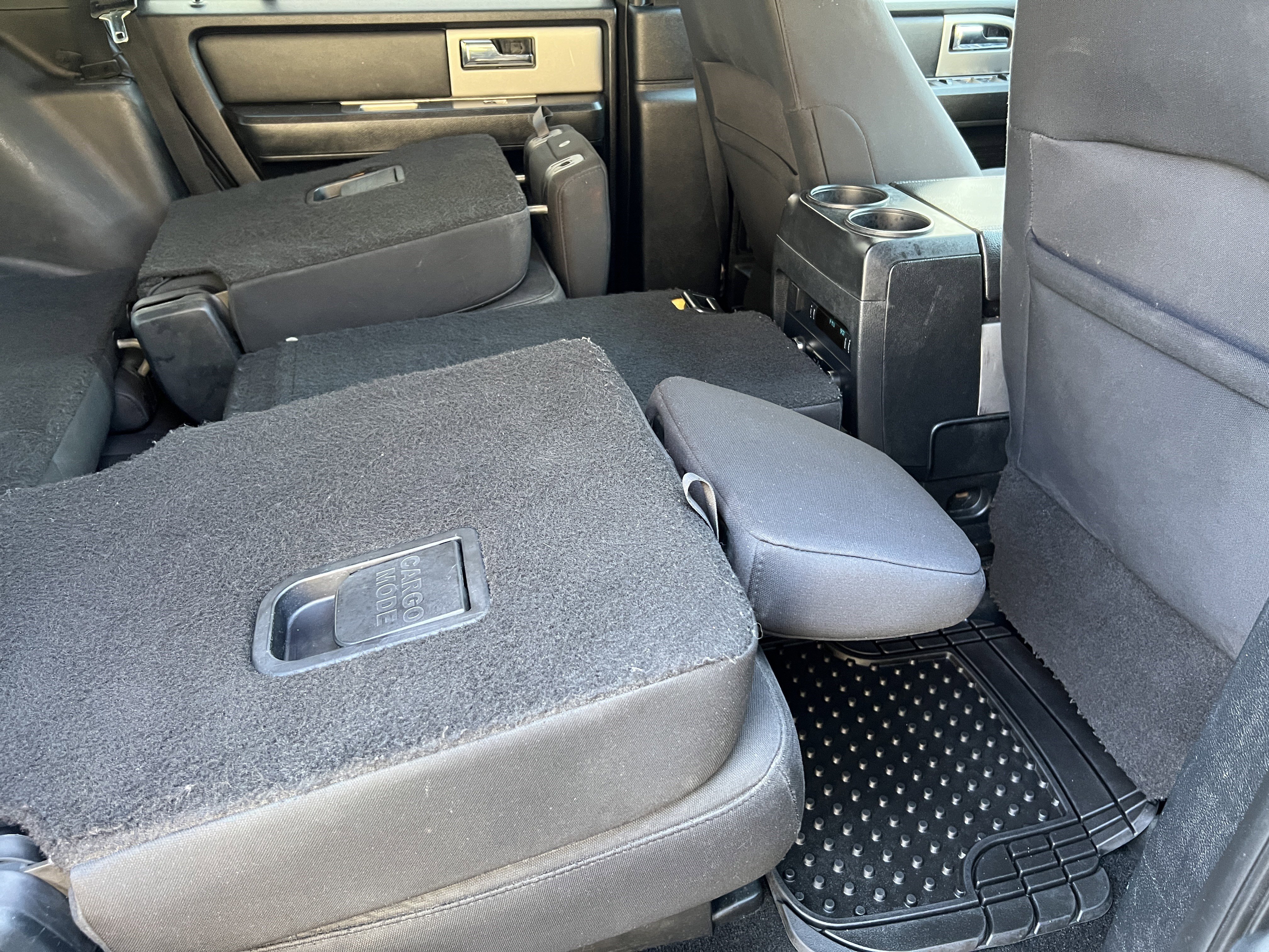 Used 2015 Ford Expedition XLT image 23
