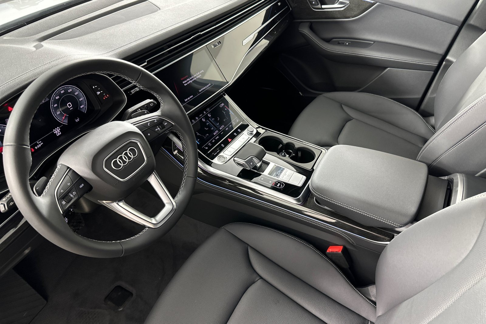 New 2026 Audi Q7 3.0T Premium Plus AWD/4WD image 9
