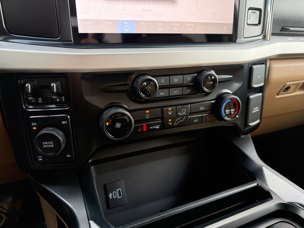 Used 2024 Ford F250 XLT w/ XLT Premium Package image 33