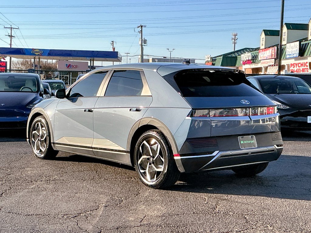 Used 2022 Hyundai Ioniq 5 SEL image 2