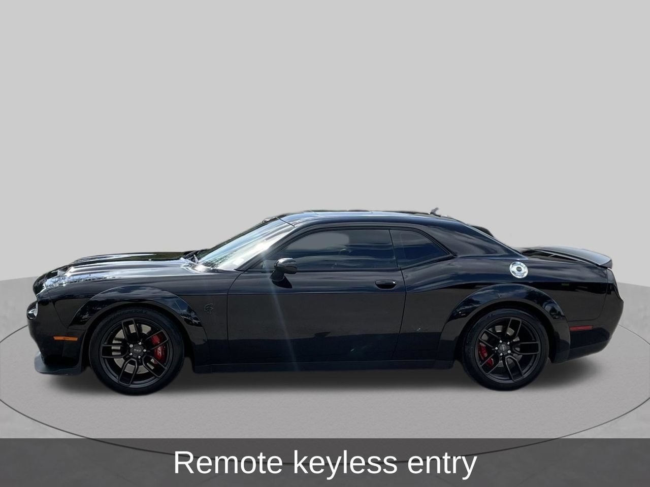 Used 2023 Dodge Challenger SRT Hellcat RWD image 3