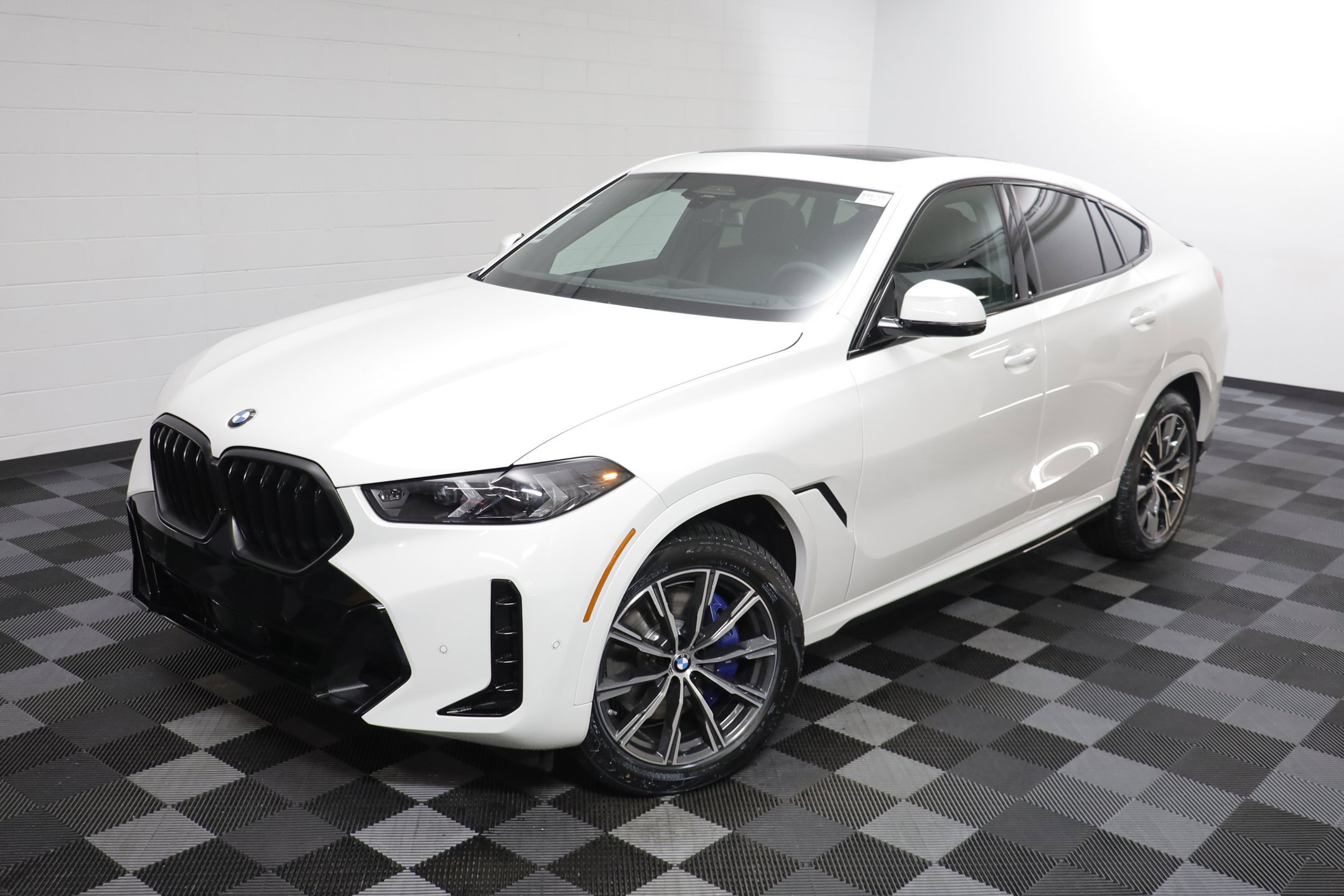 New 2026 BMW X6 xDrive40i AWD/4WD image 2