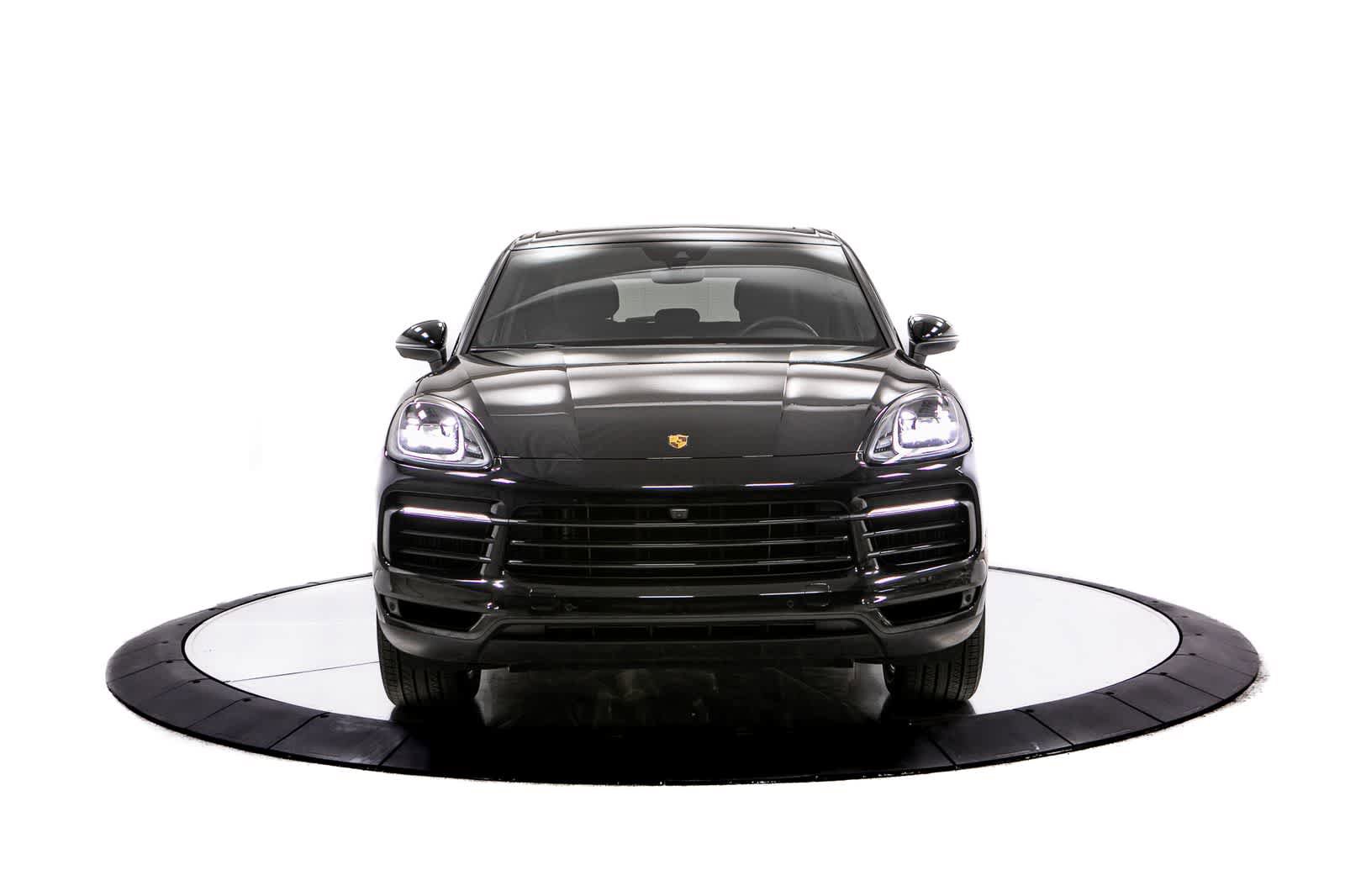 Certified 2023 Porsche Cayenne AWD/4WD image 10