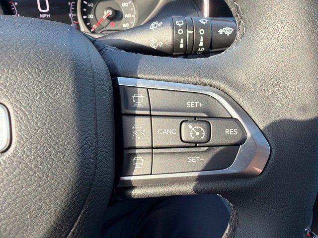 Certified 2025 Jeep Compass Limited w/ Sun & Sound Group AWD/4WD image 22