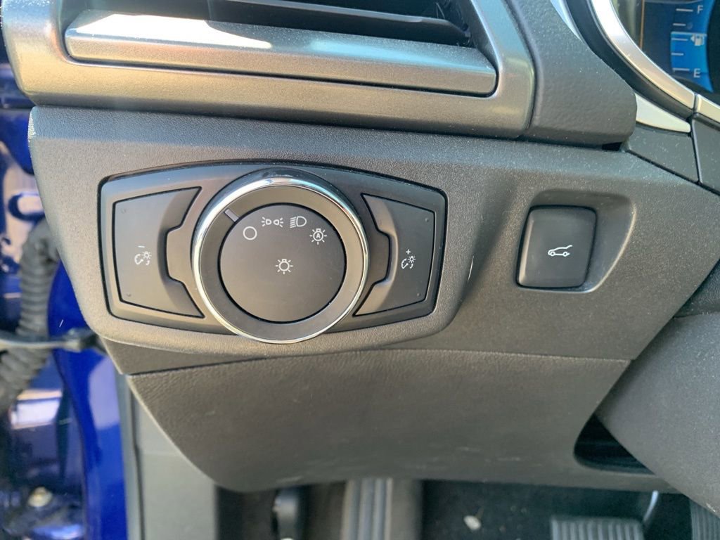 Used 2016 Ford Fusion SE image 33