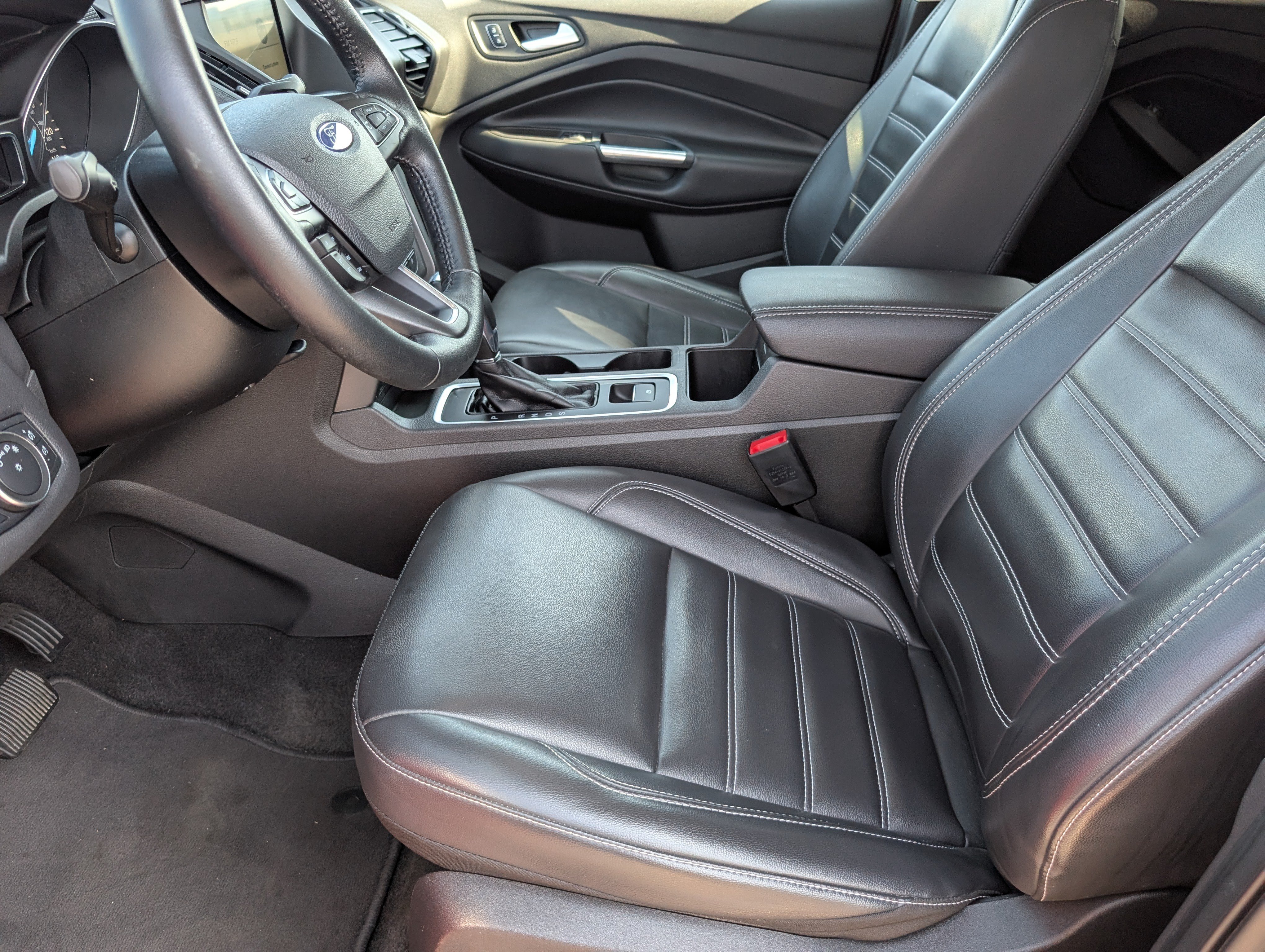 Used 2019 Ford Escape SEL AWD/4WD image 13