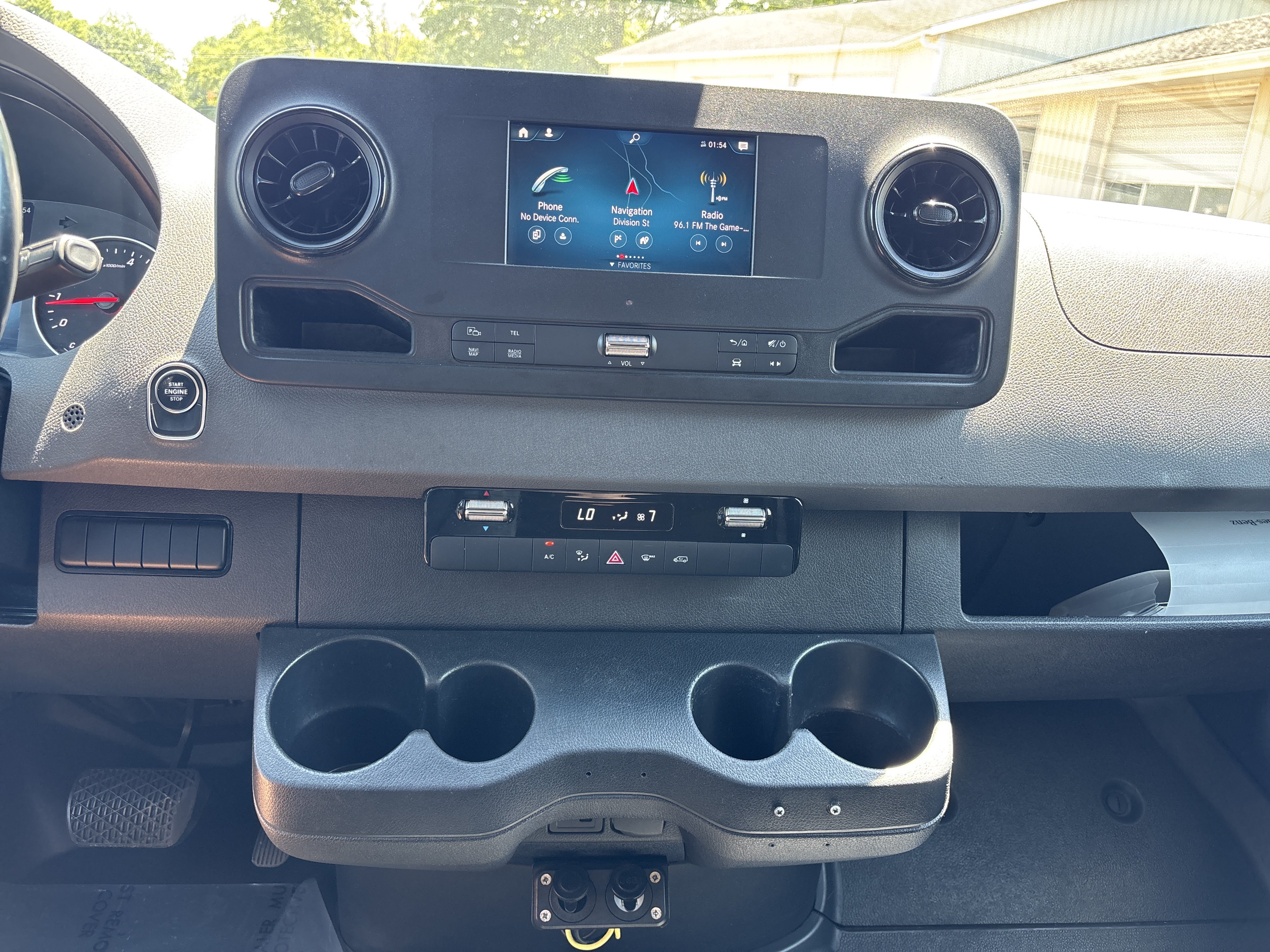 Used 2021 Mercedes-Benz Sprinter 2500 w/ Acoustic Package image 19