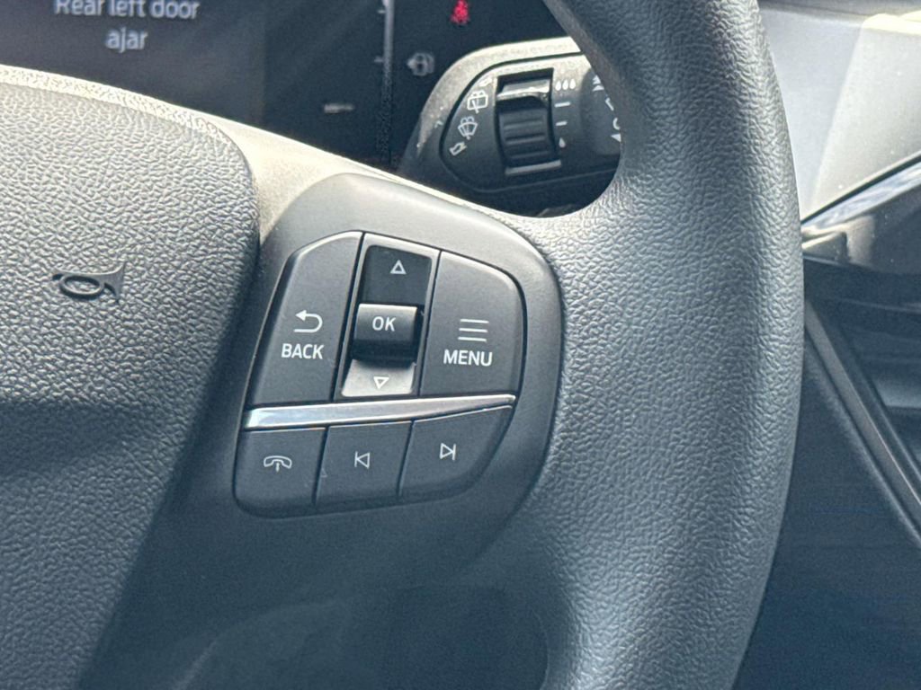 Certified 2025 Ford Escape Active FWD image 16